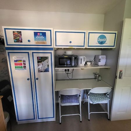 Mudeford Swans Apartman Christchurch  Kültér fotó