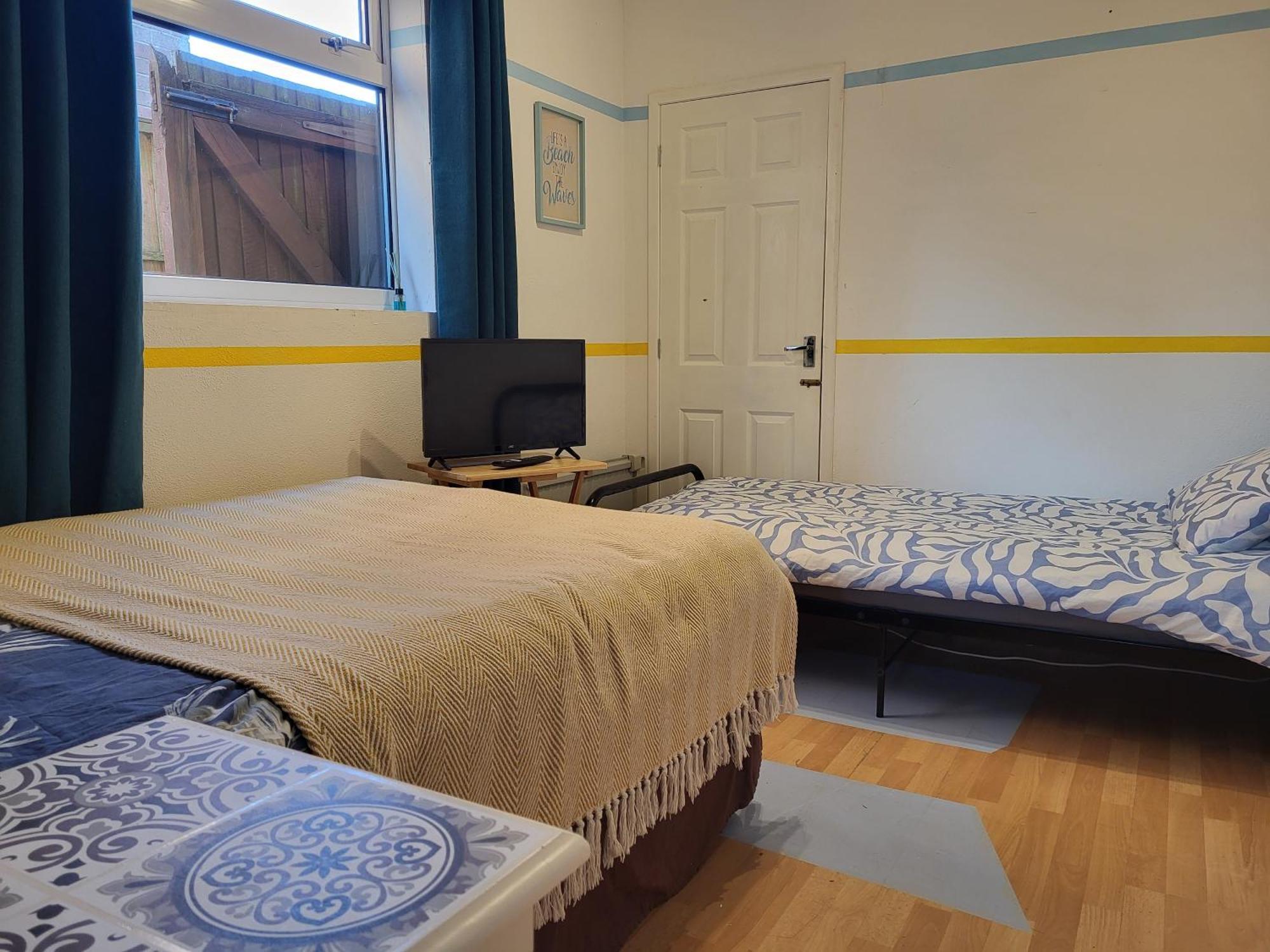 Mudeford Swans Apartman Christchurch  Kültér fotó