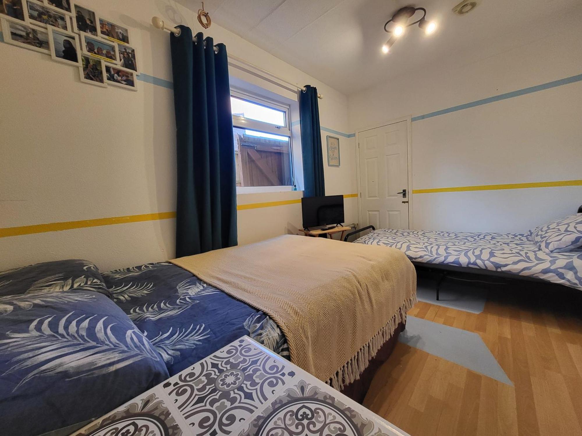 Mudeford Swans Apartman Christchurch  Kültér fotó